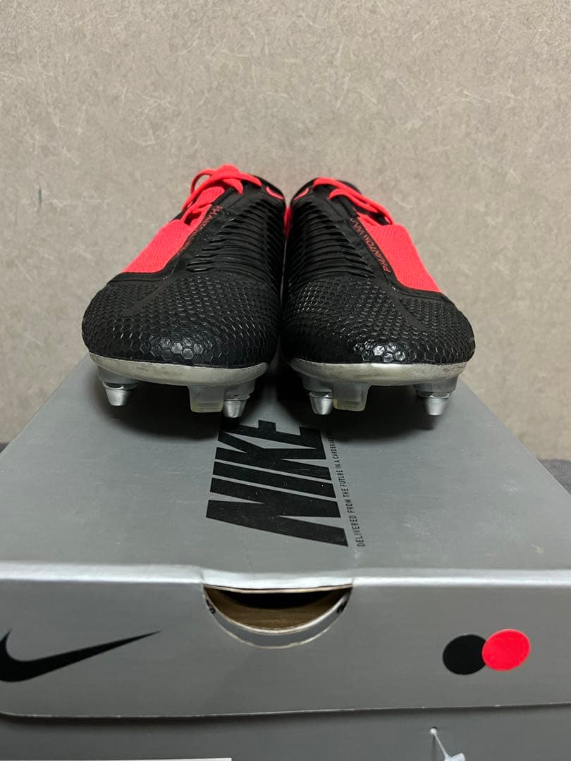 Nike Phantom GT スパイクシューズ ブラック/レッド