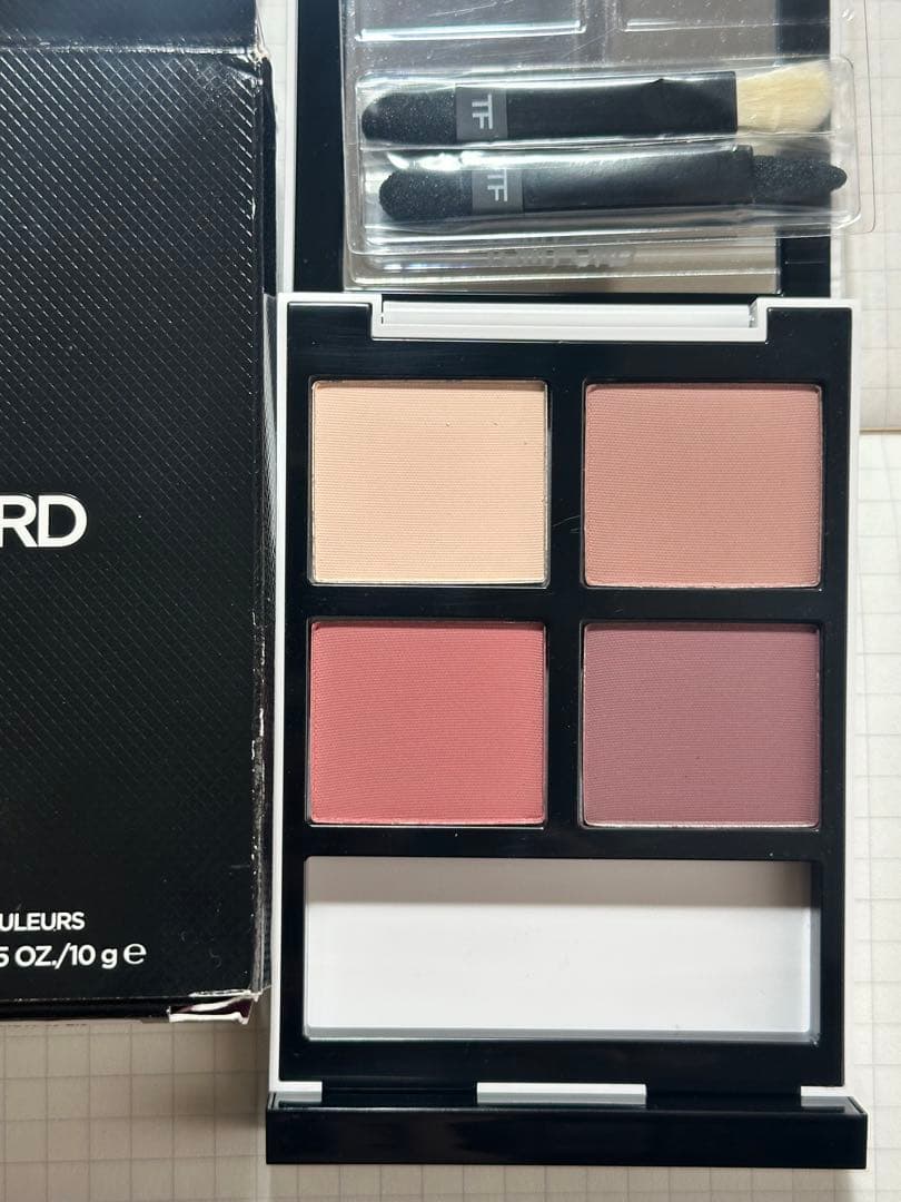 廃盤 TOM FORD 01R ローズ ティーズ アイシャドウパレット