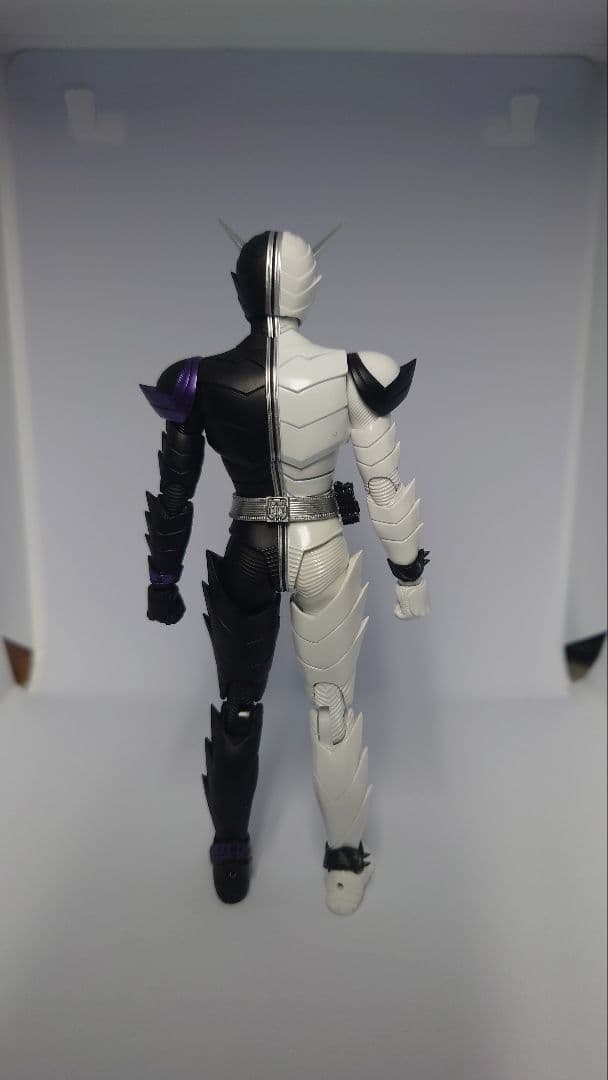 S.H.Figuarts 真骨彫製法 仮面ライダーW ファングジョーカー