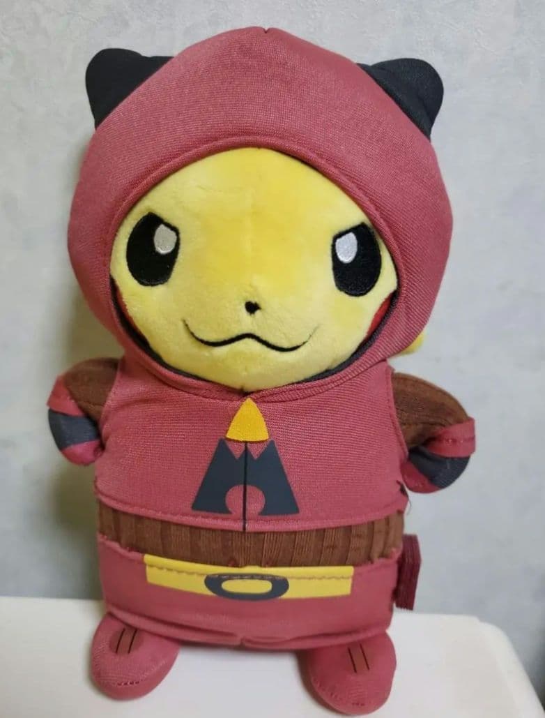 近々値上げ　　激レア　 早い者勝ち！ ピカチュウ マグマ団 ぬいぐるみ