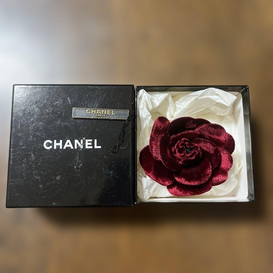 ブローチ コサージュ 〔 chanel 〕
