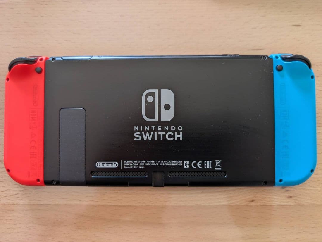 Nintendo Switch 　2021年バッテリー強化版　本体+SDカード