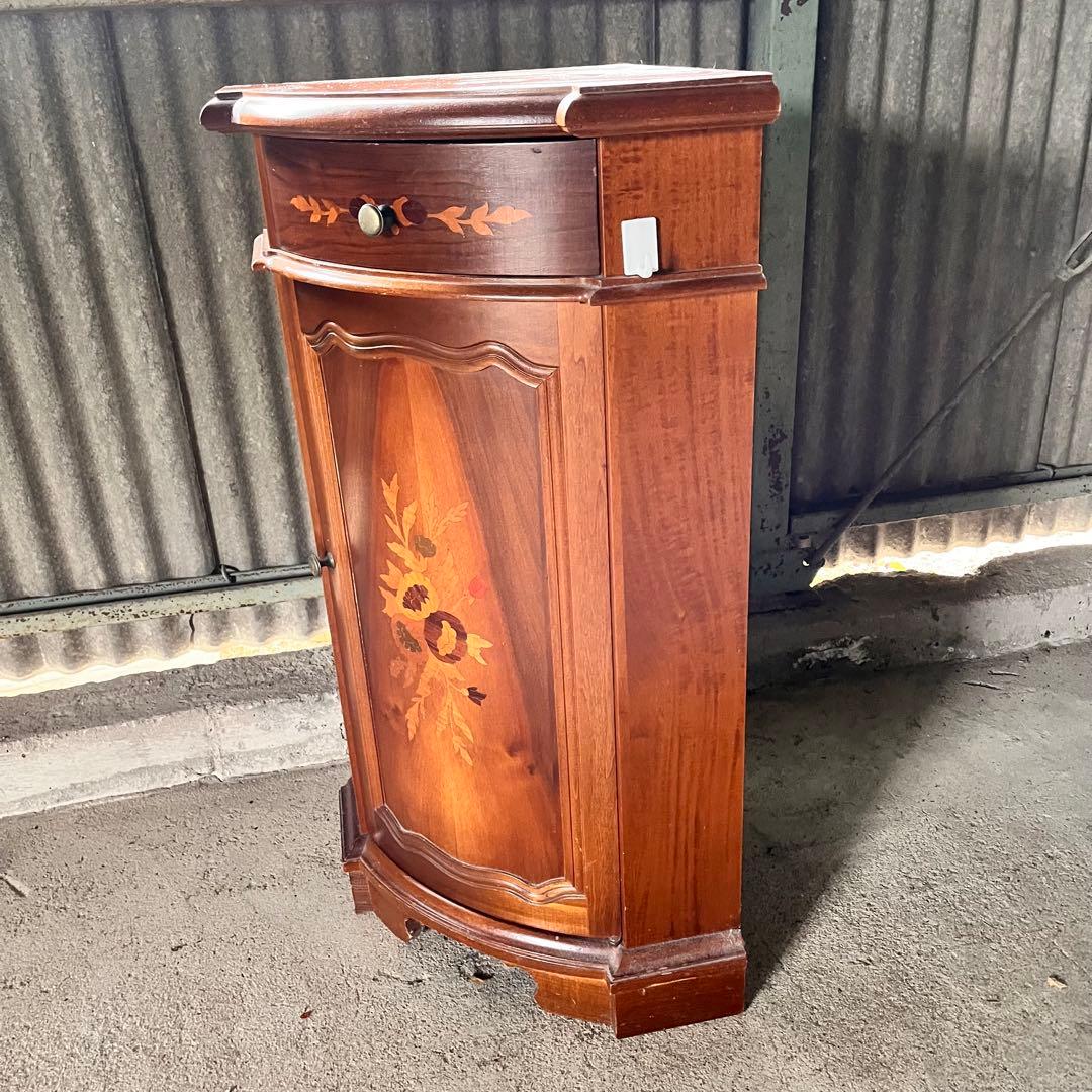 【美品】イタリア製 象嵌細工 コーナー キャビネット