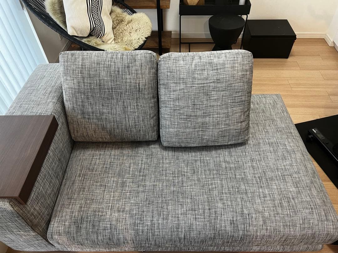 NOYES Decibel Standard 2人掛けソファ