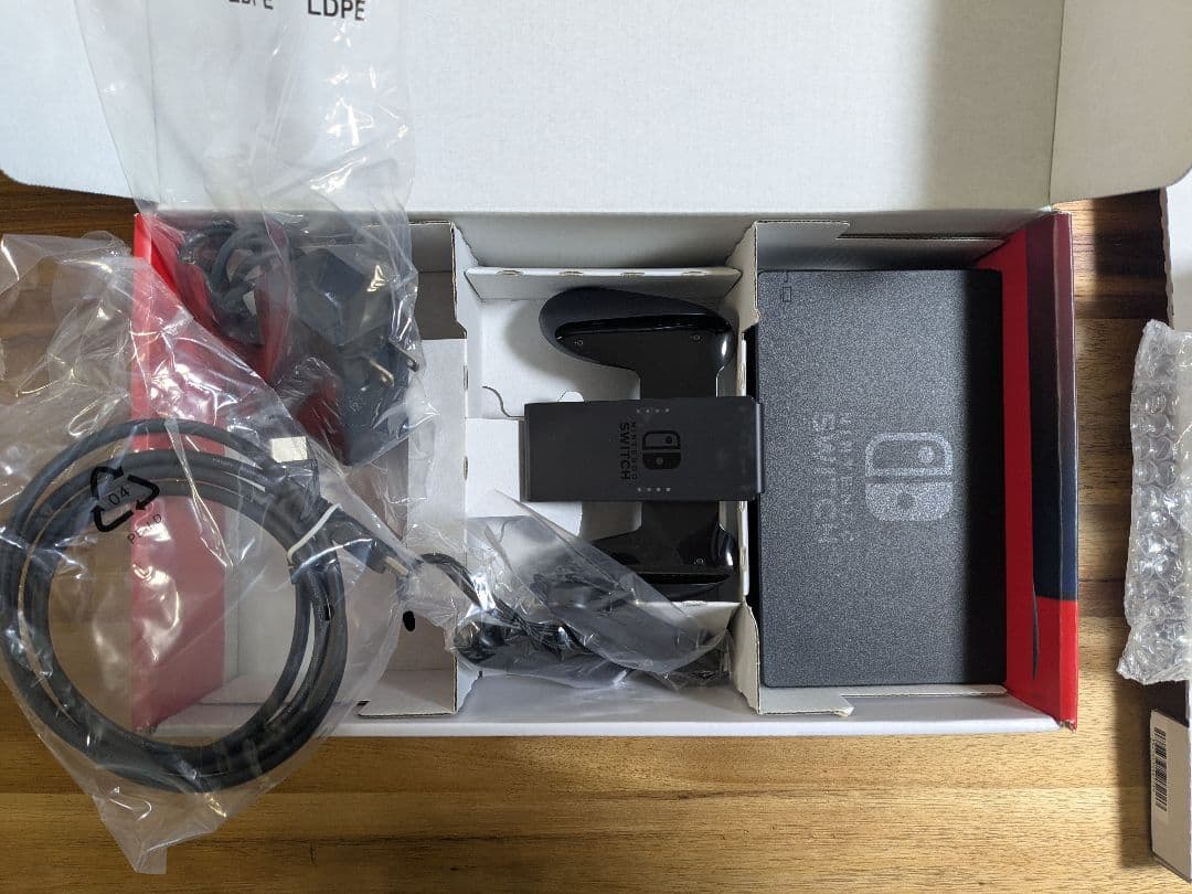 Nintendo Switch 本体 + Ring Fit Adventure