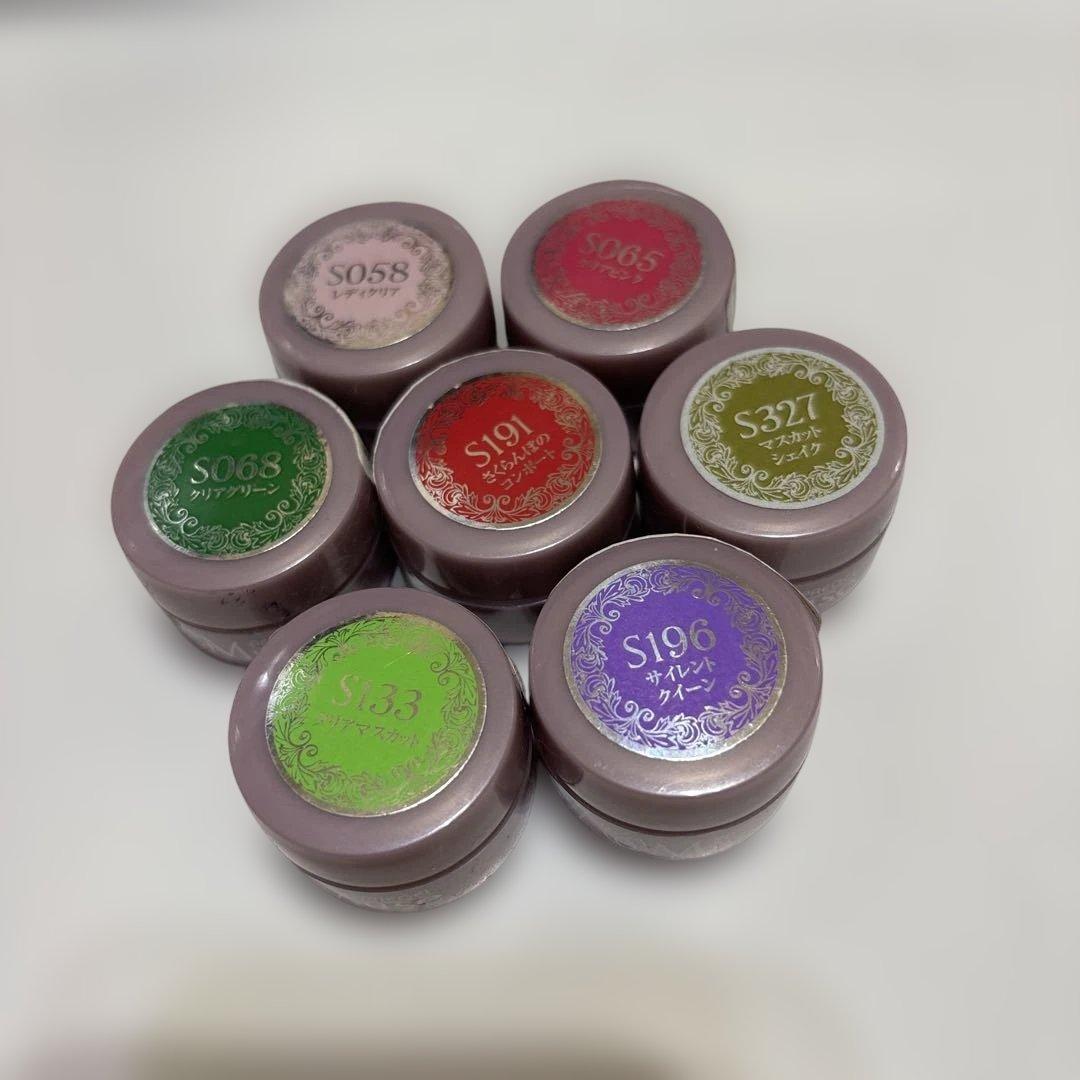 確認用　ジェルネイル　　40ケ➕23ケ