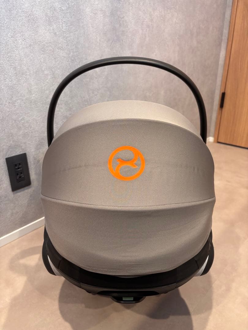 cybex Cloud G i-Size ラバグレー プラス トラベルシステム