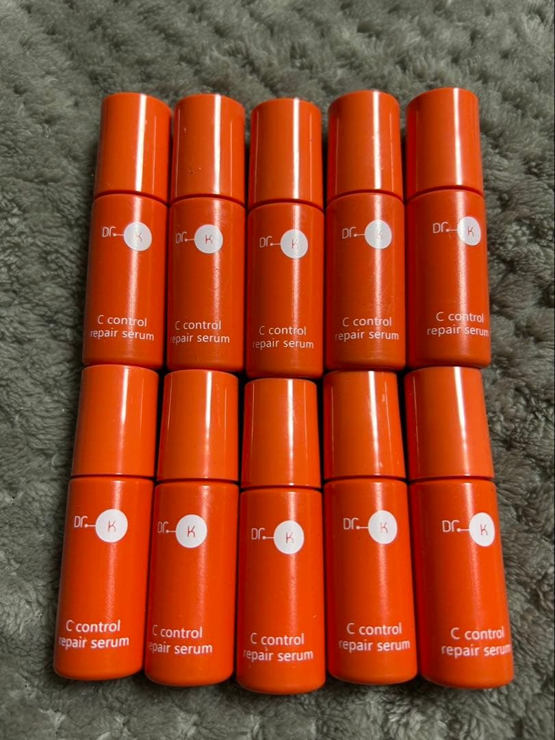 ドクターケイ　ケイCコントロールリペアセラム〈先行美容液〉