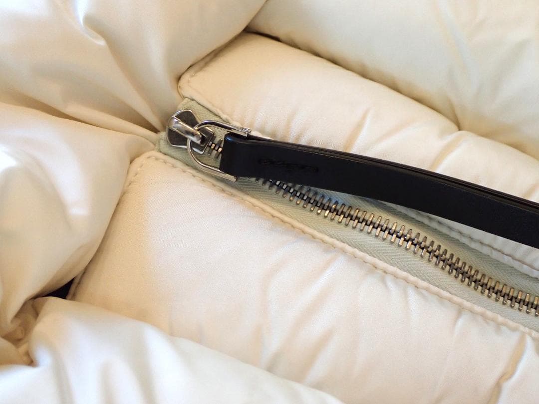 MONCLER モンクレール カラドック ダウントートバック