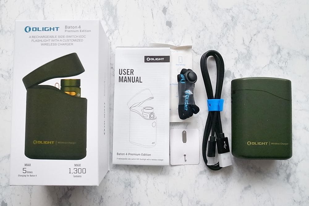 【キャンプに！充電ケース付】OLIGHT　オーライト　Baton4　1300lm
