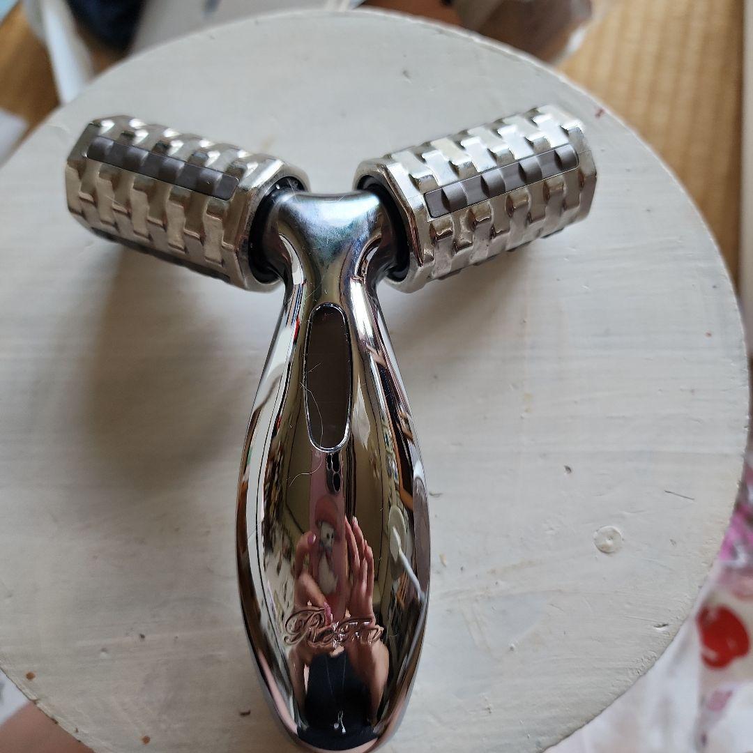 美顔ローラー ステンレススチール Y字型 二重ローラー