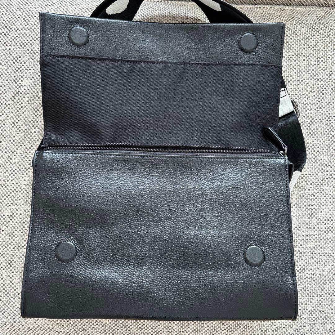 ear PAPILLONNER 柄ワイドテープショルダーバッグ ボディバッグ