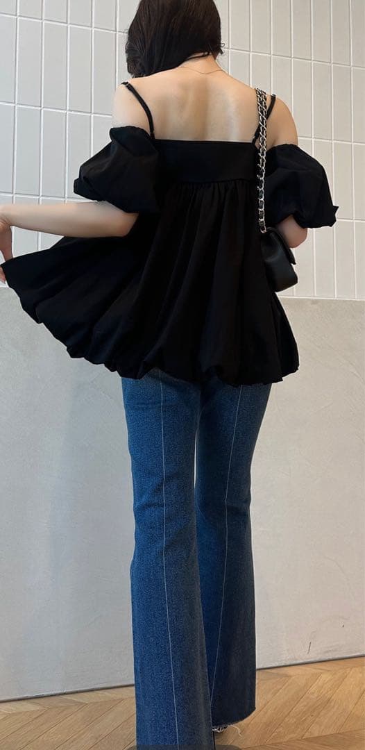 アニュアンス 完売 新品未使用タグ付き オフショルダーバルーンキャミソール 黒