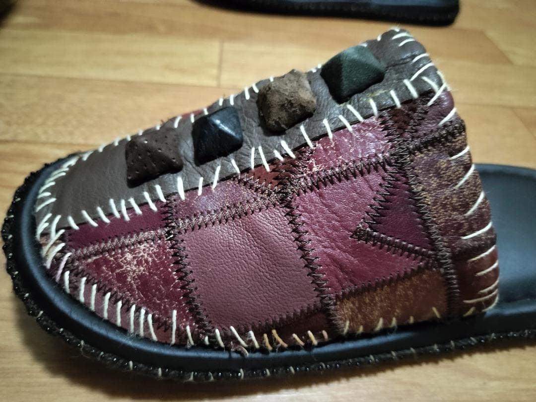 NADA. ナダ スリッパ　サンダル　rebirth