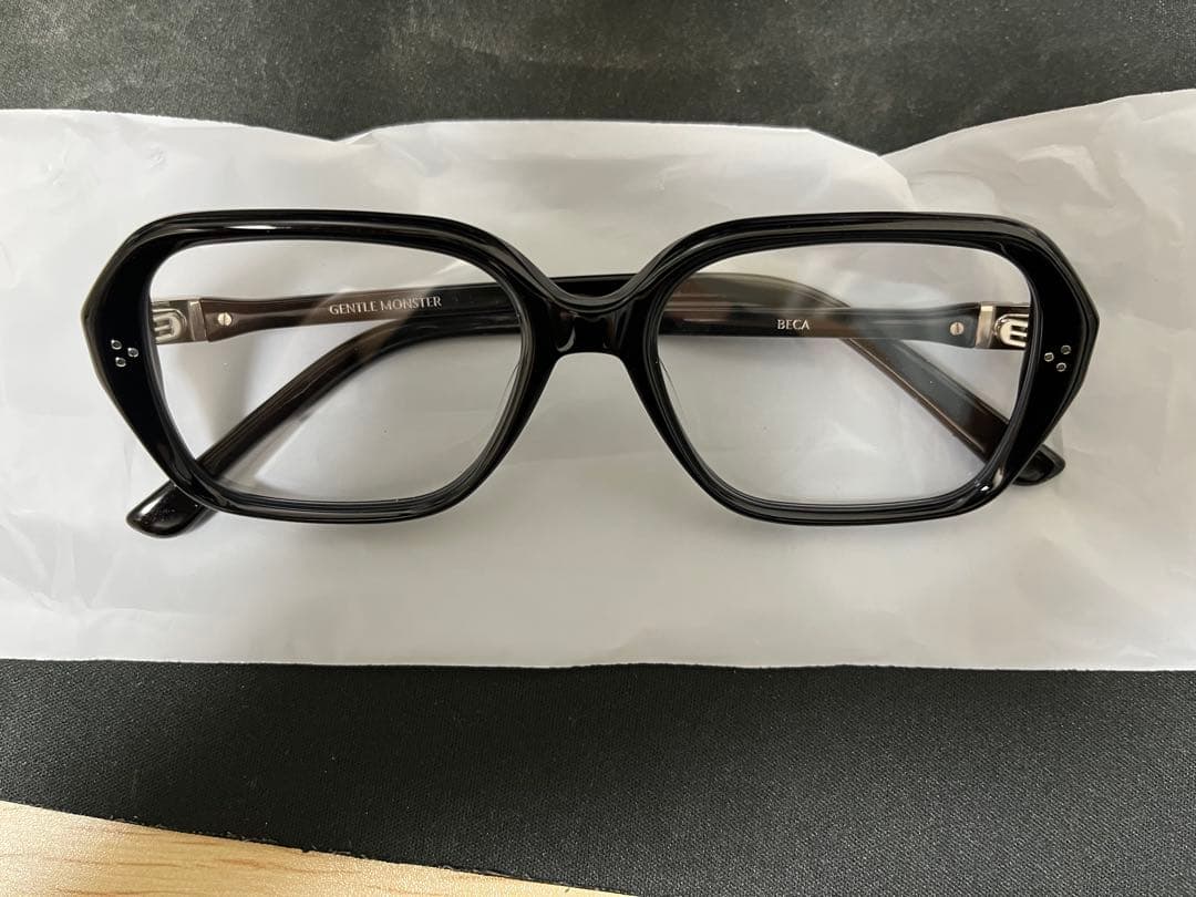 メガネ・老眼鏡 GENTLE MONSTER beca