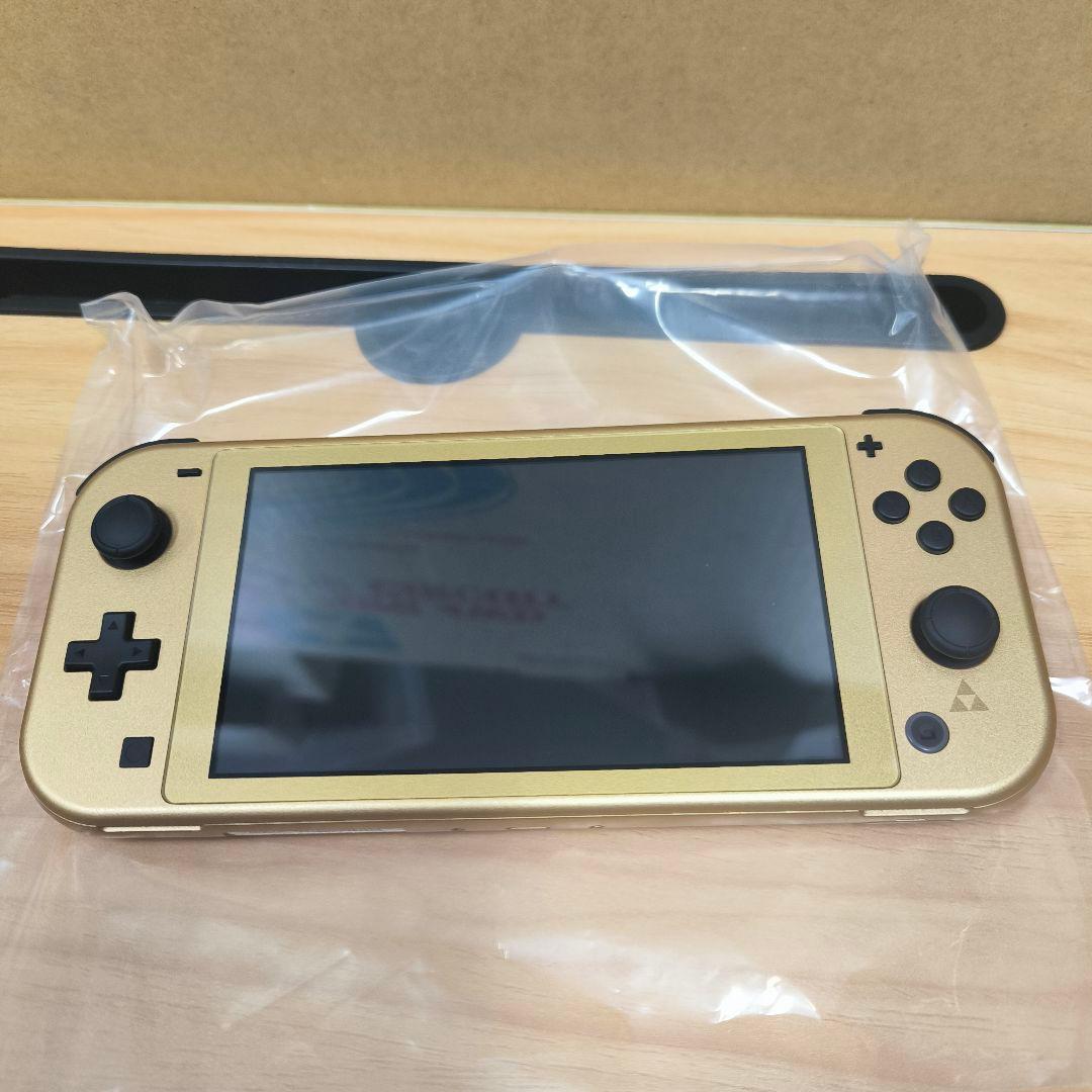 【極美品】Switch Switch Lite本体 ハイラルエディション