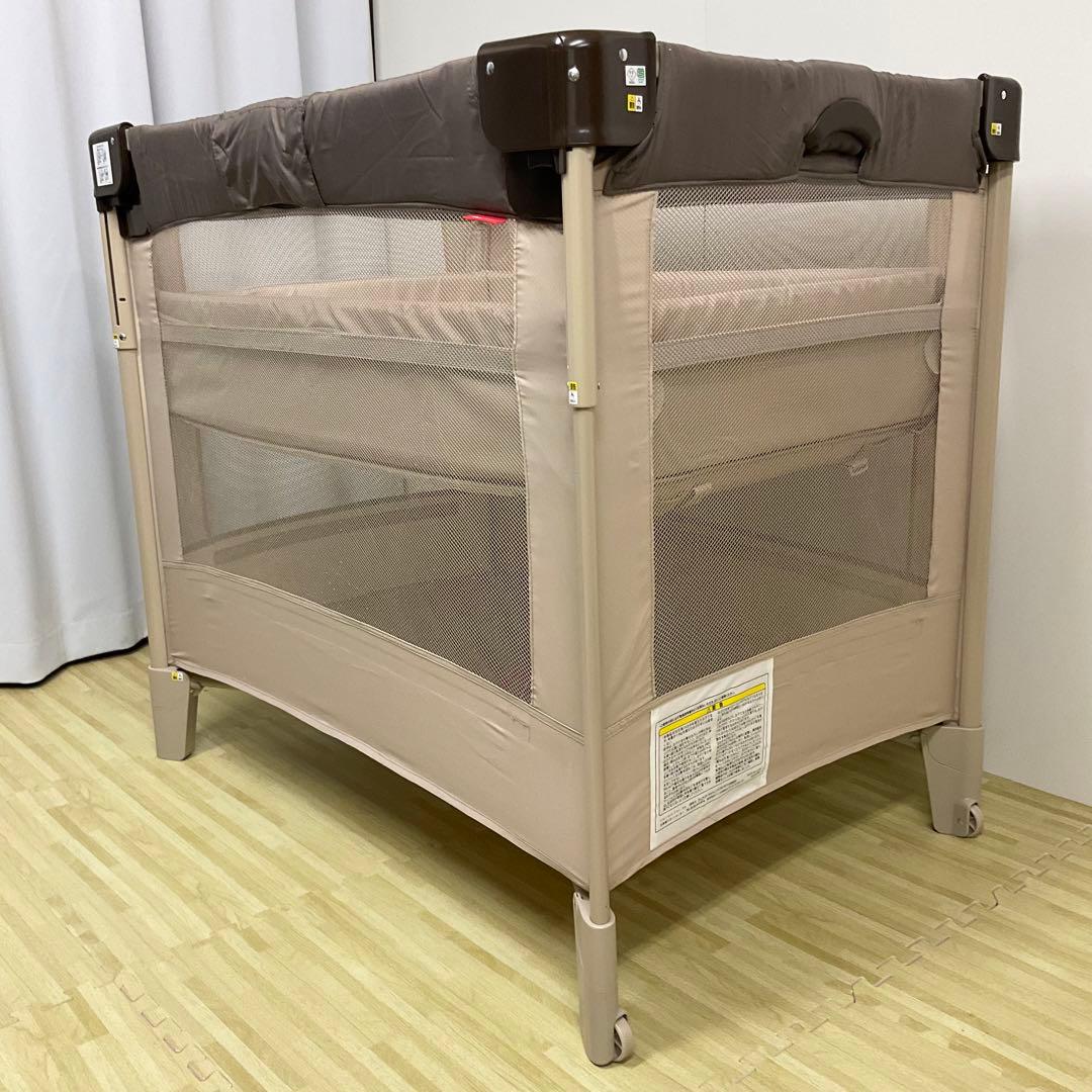 綺麗！アップリカ ベビーベッド ココネルエアー
