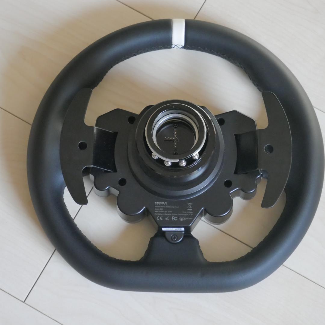 MOZA R5 ハンドルコントローラ