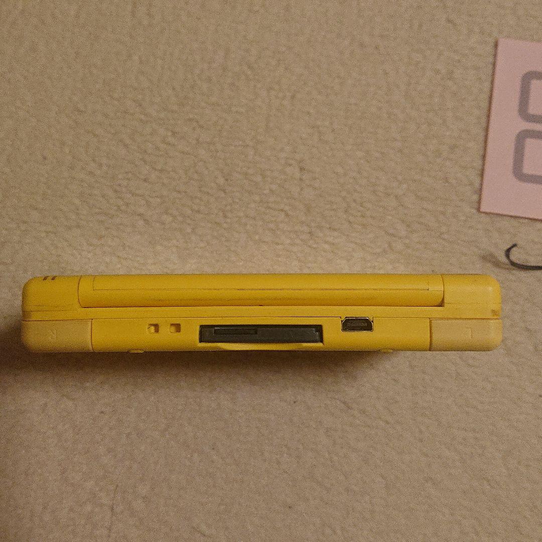 美品‼️ 任天堂DSライト ポケモンセンター抽選当選者限定品