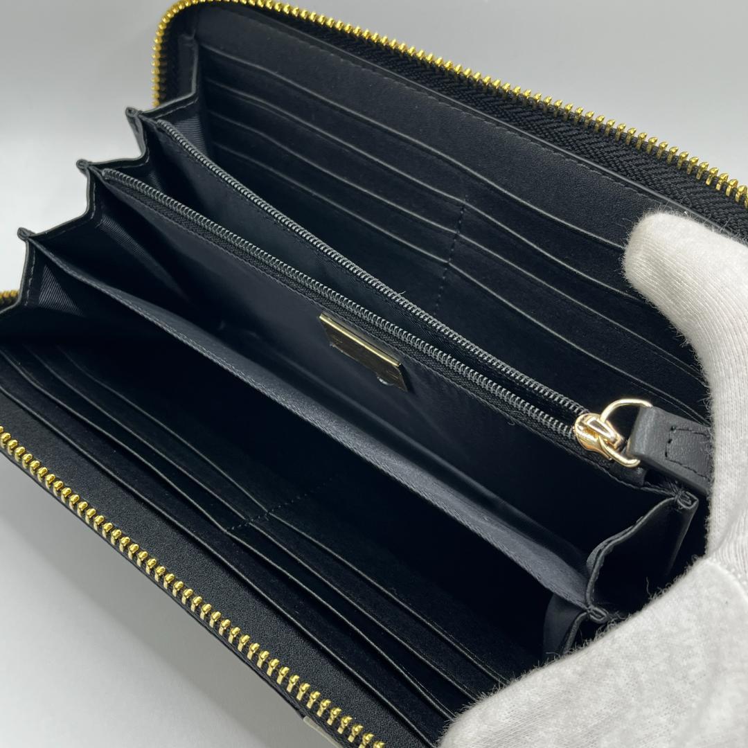 未使用 Vivienne Westwood 大特価 長財布 白黒 定番 人気