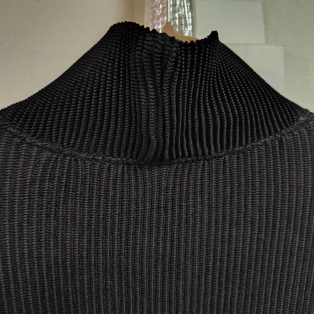 SPECCIOハイネックプルオーバー　長袖シャトルプリーツ切替チュニック