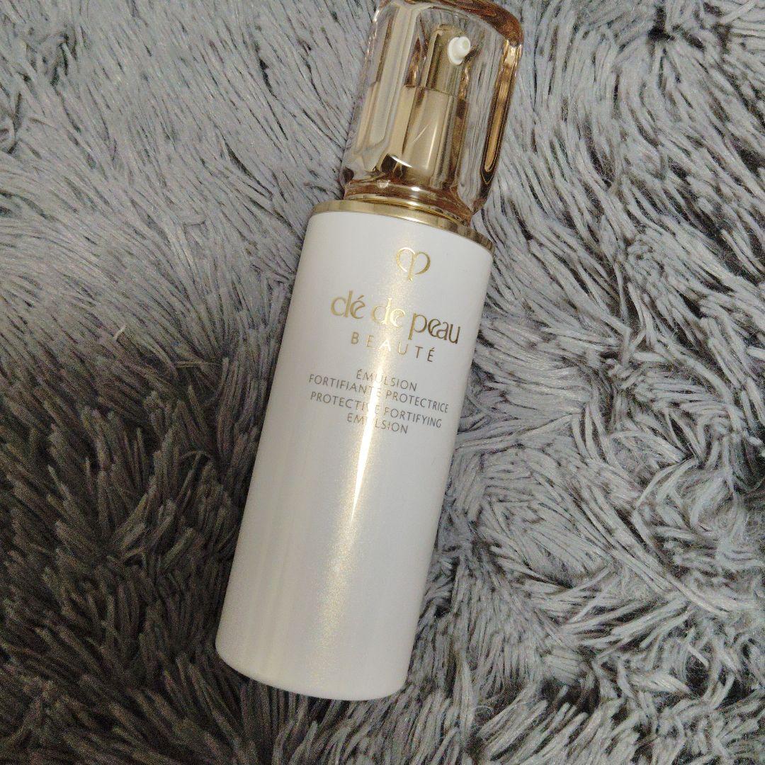クレ・ド・ポー ボーテ エマルジョン プロテクティング　未使用に近い