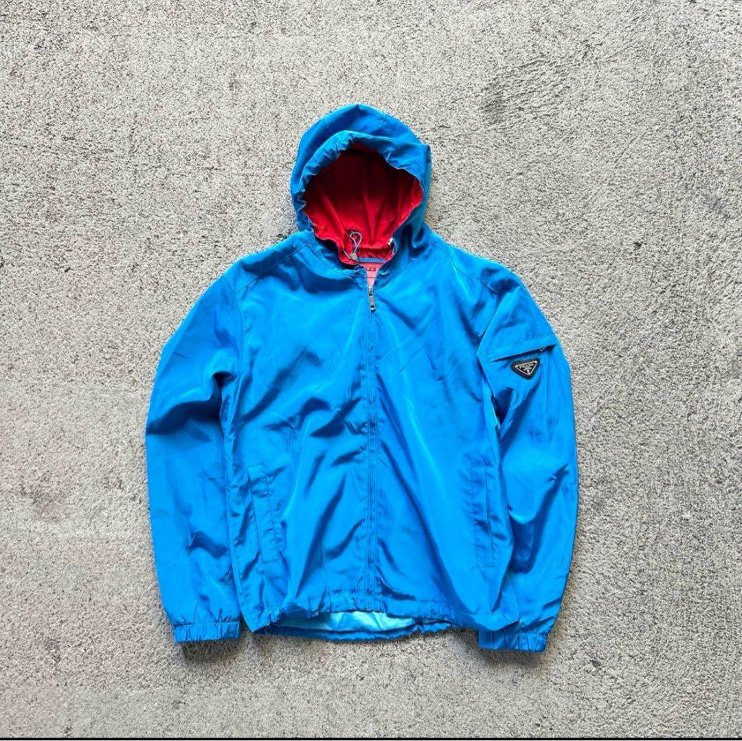 値下げ中‼︎希少50サイズ！プラダ ナイロンジャケット　ブルー 三角ロゴ