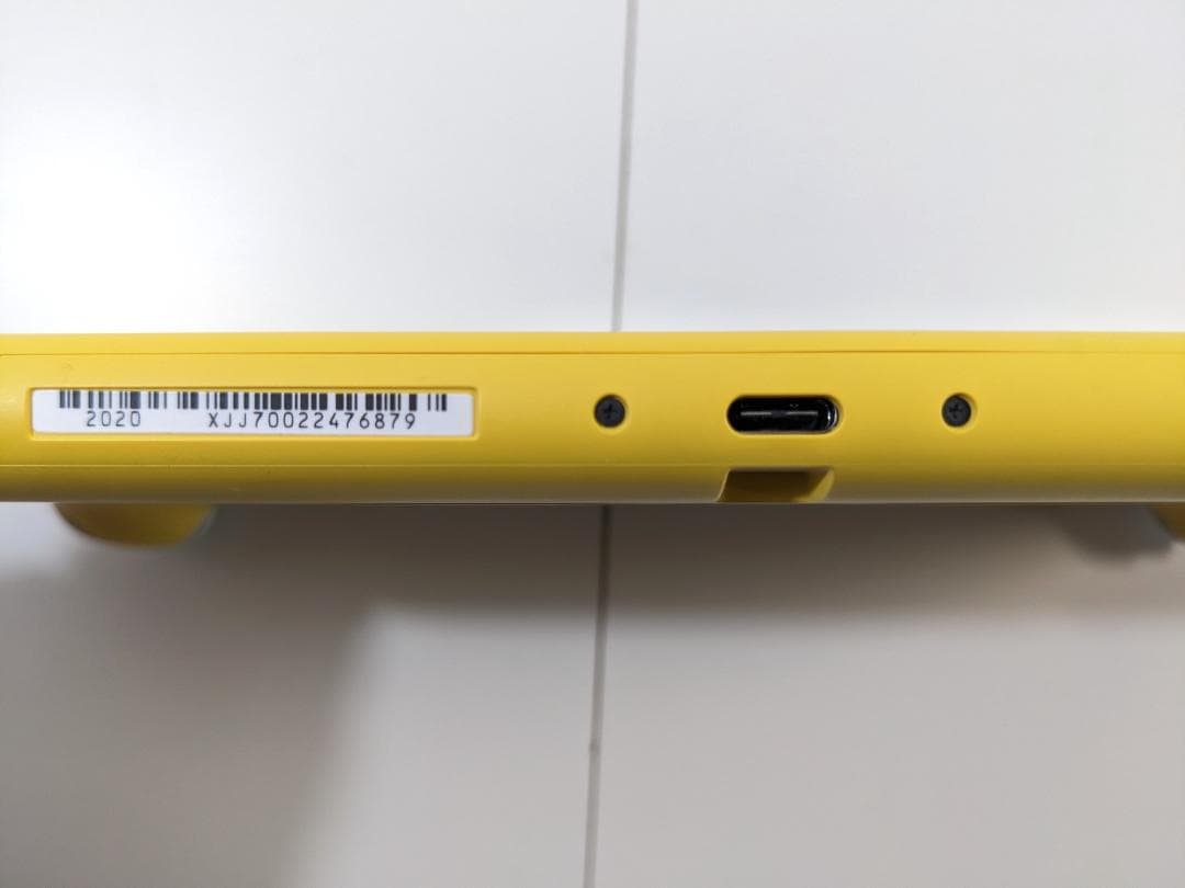 Nintendo Switch Lite イエロー 本体　スイッチライト