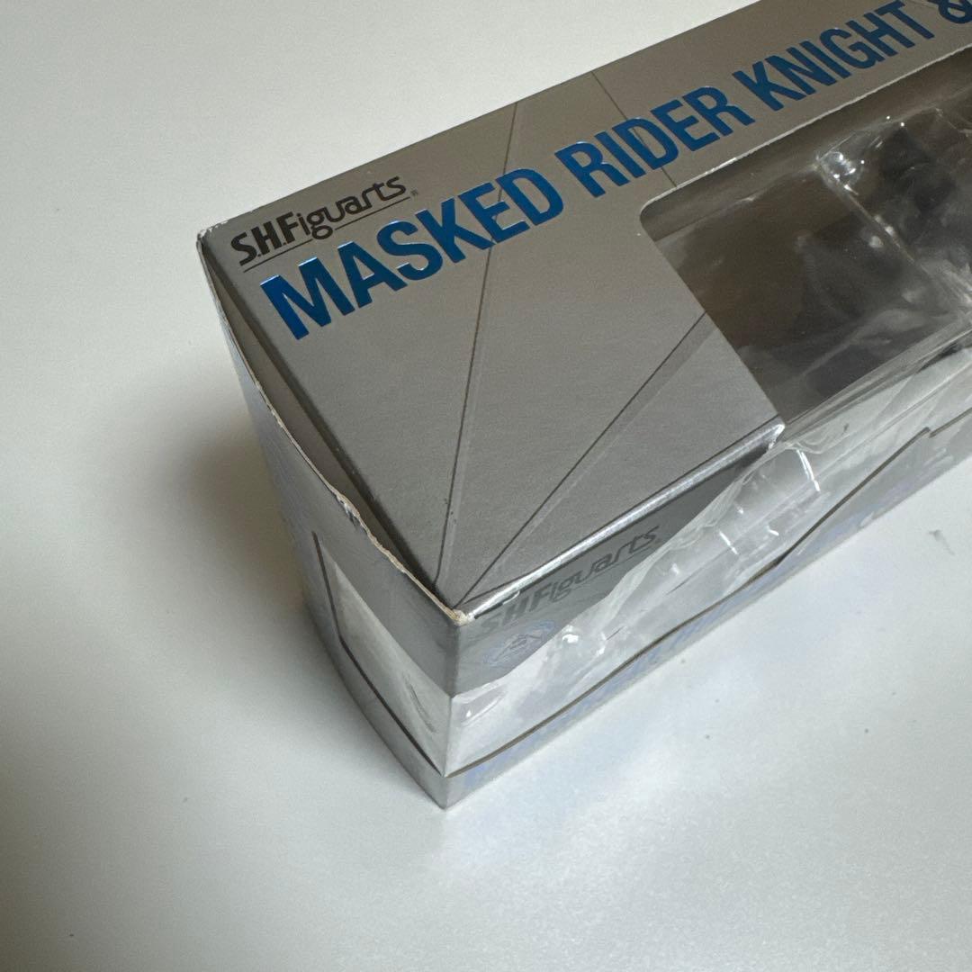 S.Hフィギュアーツ 仮面ライダーナイト＆ダークウイング　未開封