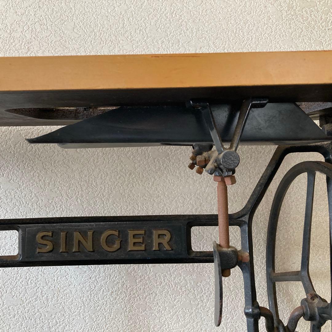 昭和レトロ　アンティーク SINGER社 足踏みタイプミシン木製テーブル