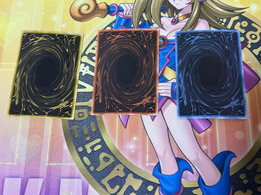 オシリスの天空竜•オベリスクの巨神兵•ラーの翼真神竜英語版シークレットレアセット