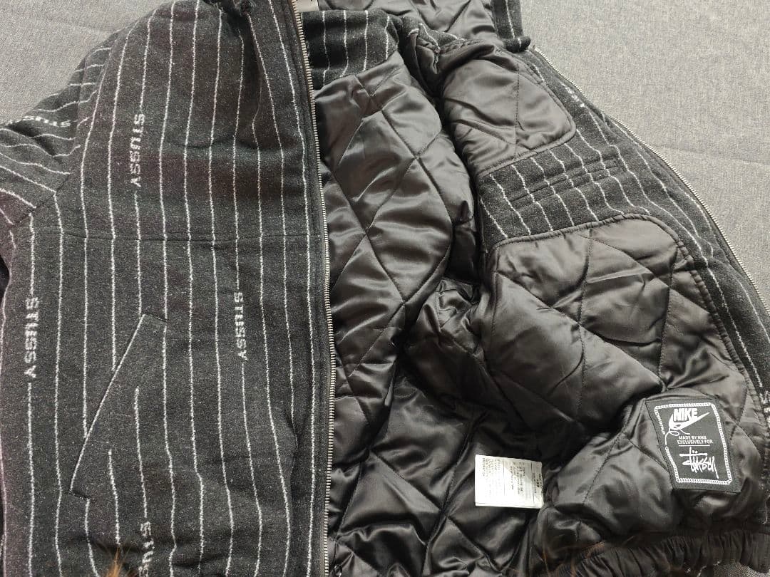 Stussy x Nike フード付きジャケット・パンツセット