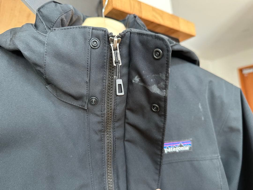 Patagonia S ダウンジャケット黒