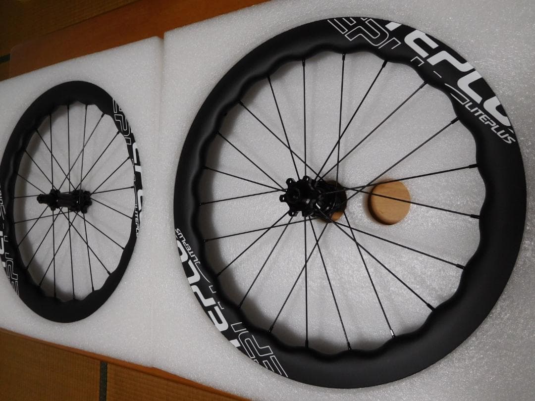 20インチ　451　チューブレス対応 カーボン　ホイール　DAHON　Tern