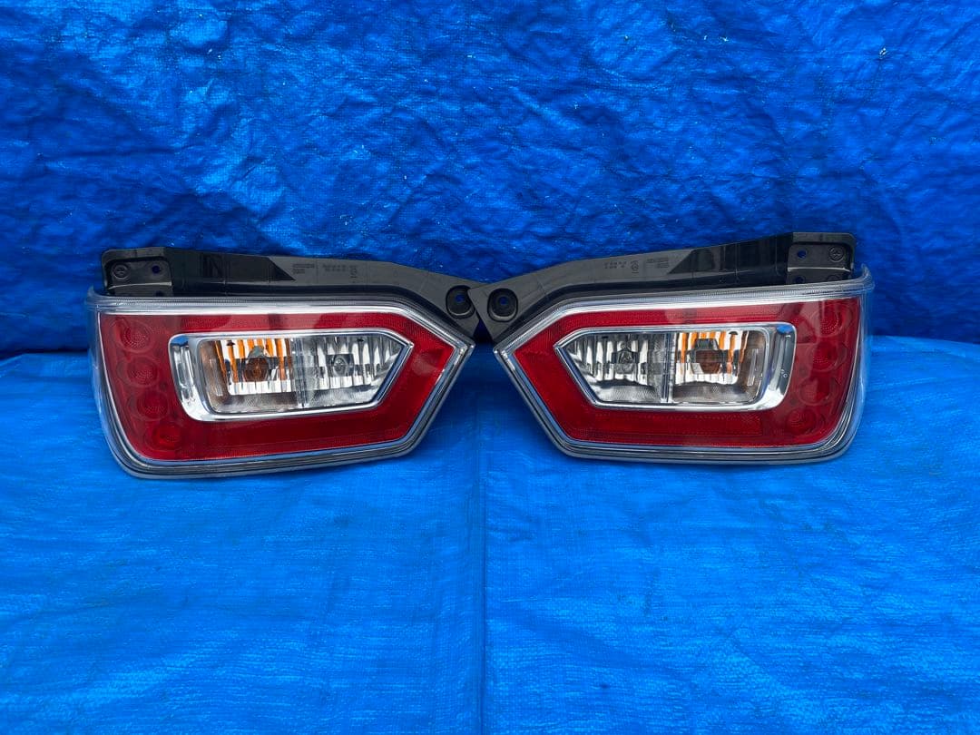 5AA-MH95S ワガンRテールライト 35603-63R01 クリア/レッド