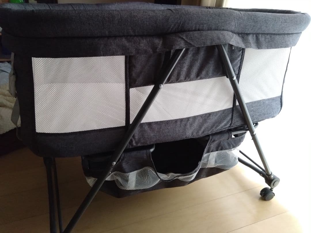 折りたたみ ベビーベッド グレー