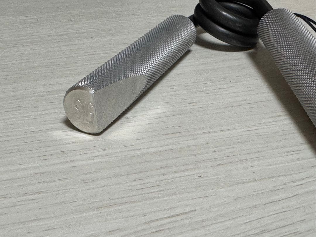 Standard Grippers Tiカット（190）