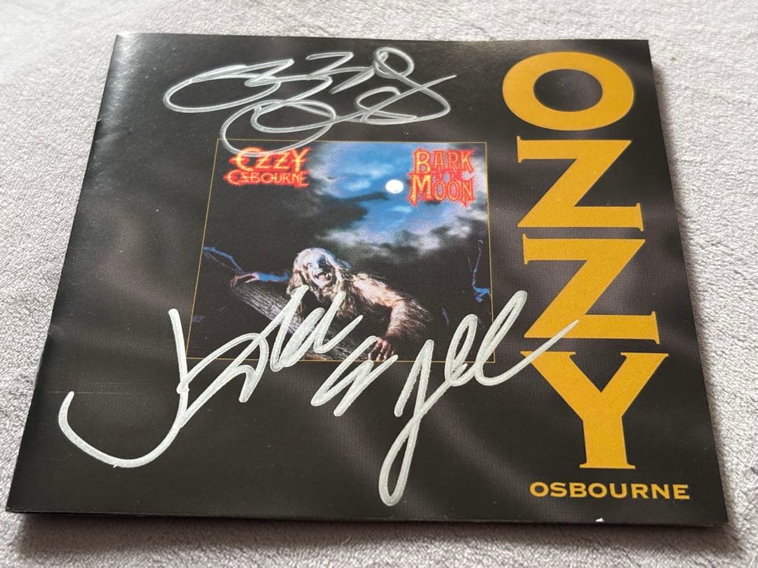 レアOzzy Osbourne jake e leeサインCDオジーオズボーン