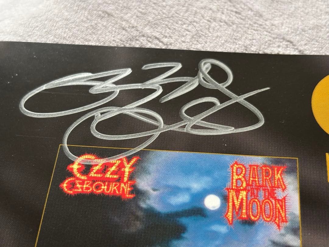 レアOzzy Osbourne jake e leeサインCDオジーオズボーン