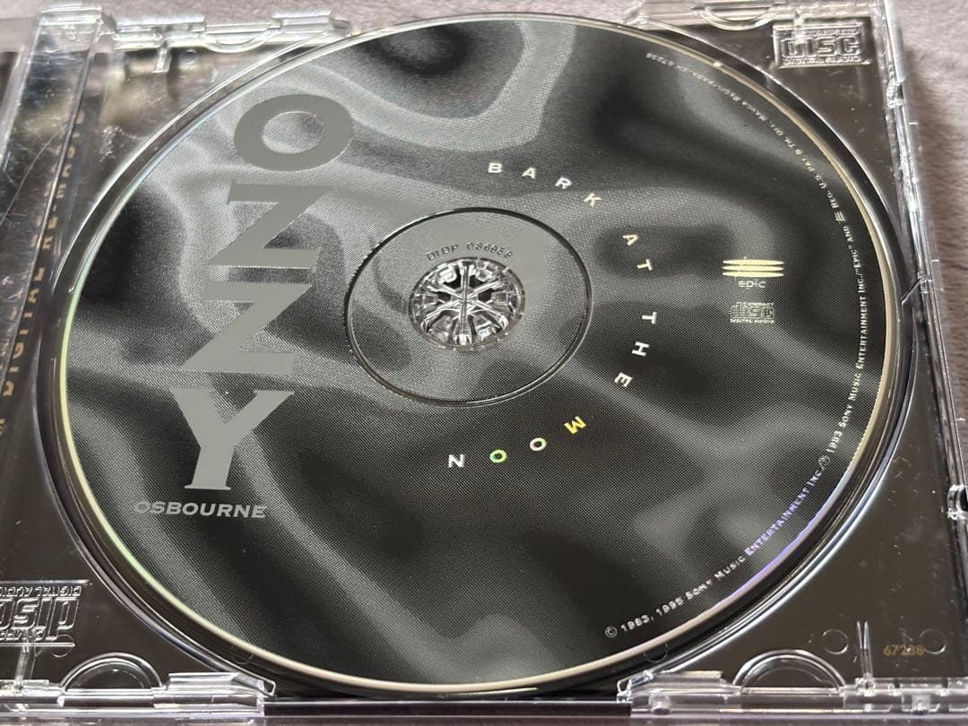 レアOzzy Osbourne jake e leeサインCDオジーオズボーン