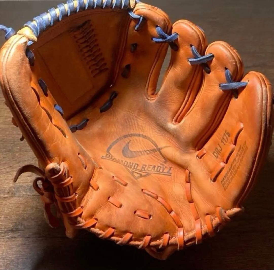 NIKE ナイキ　投手用グローブ