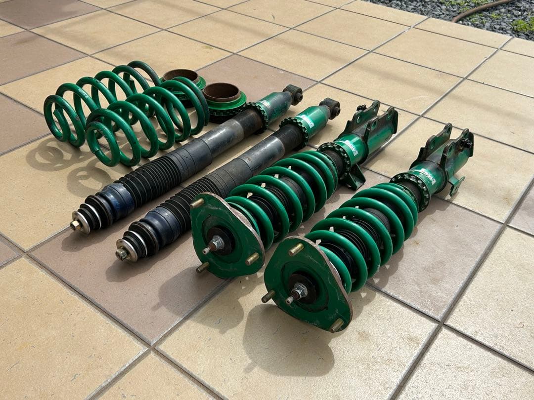 20系アルファード、ヴェルファイア　50系エスティマ TEIN FLEX Z 。