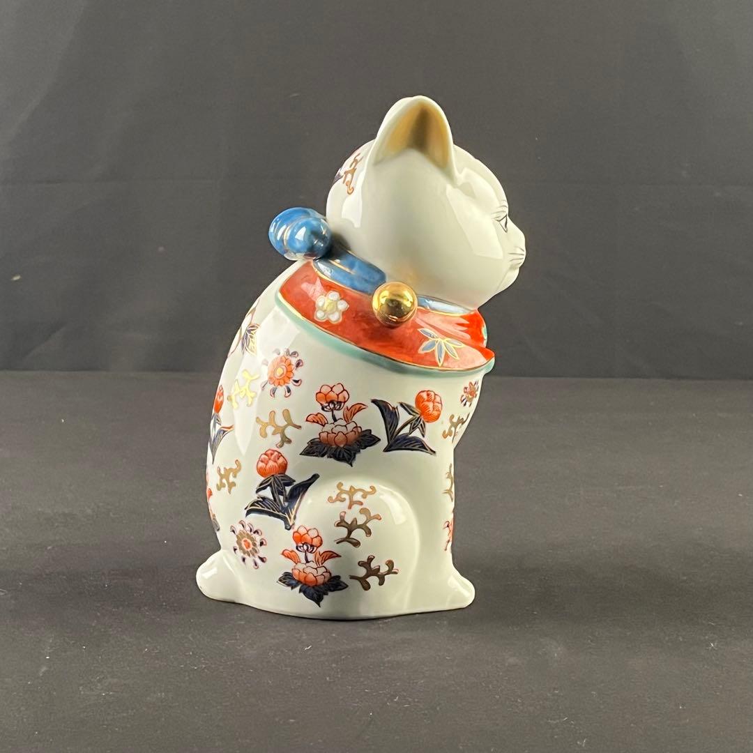 伊万里焼　金彩色絵　猫　陶器　置物　24センチ　招き猫　縁起物