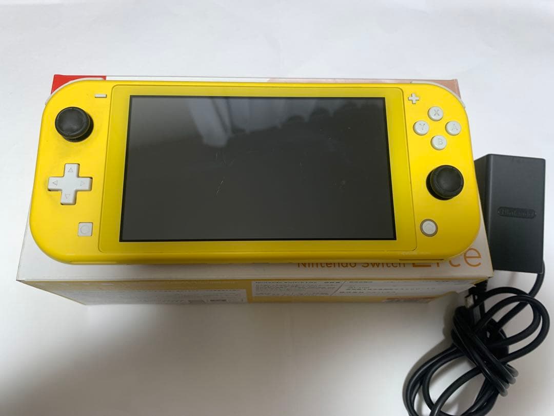 Nintendo Switch Lite イエロー 本体とACアダプター付き