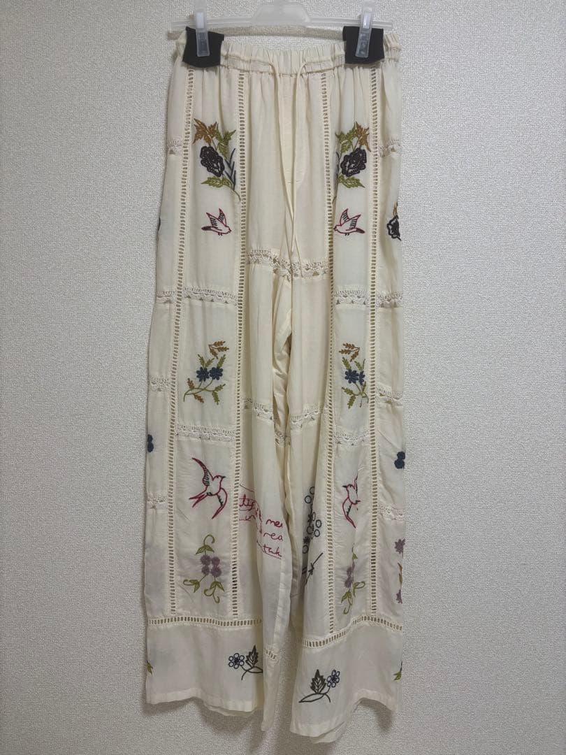 【新品未使用】EmbroideryPatchworkTrousers 38