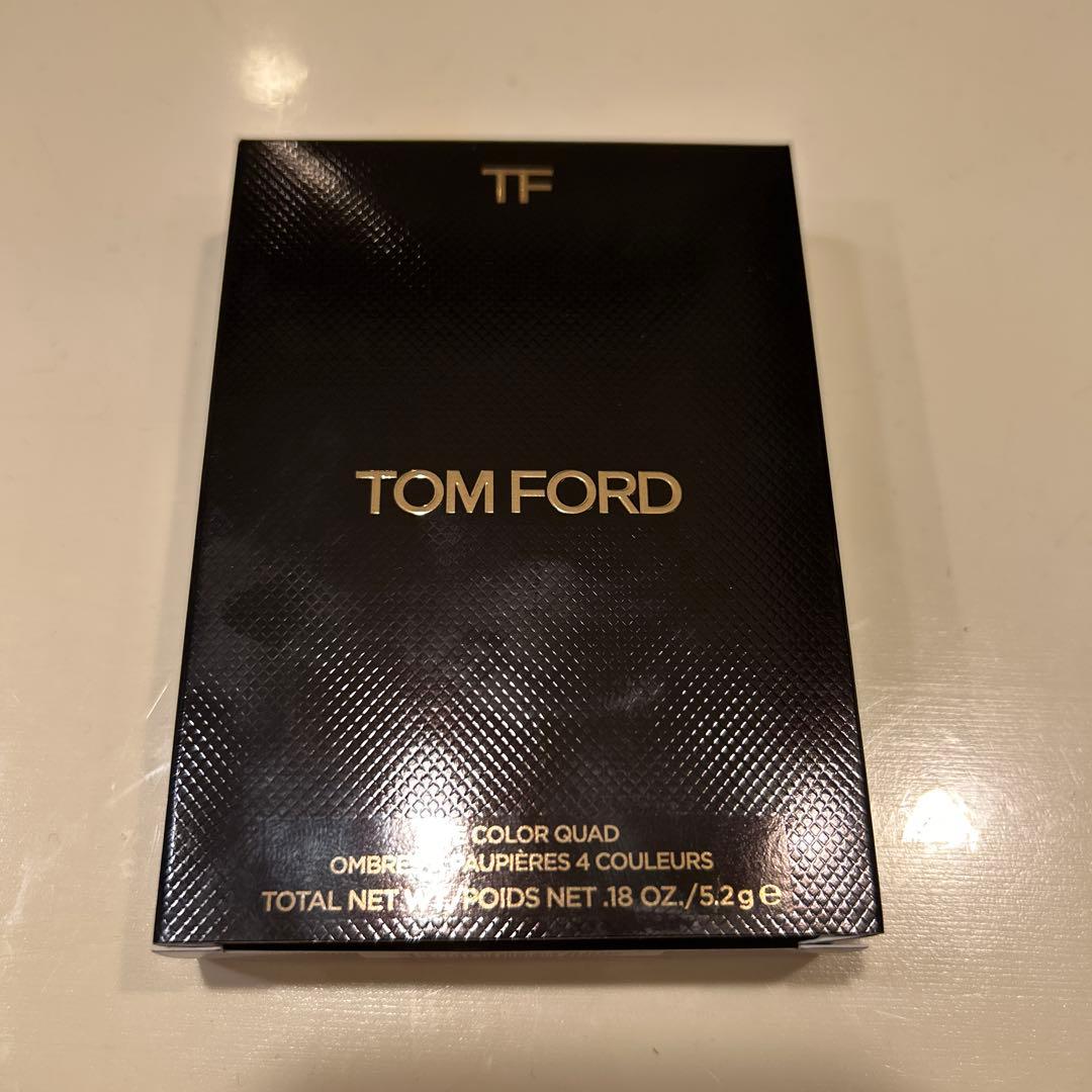 TOM FORD アイカラークォード　 新品、未使用品　48 ピーチグラマー