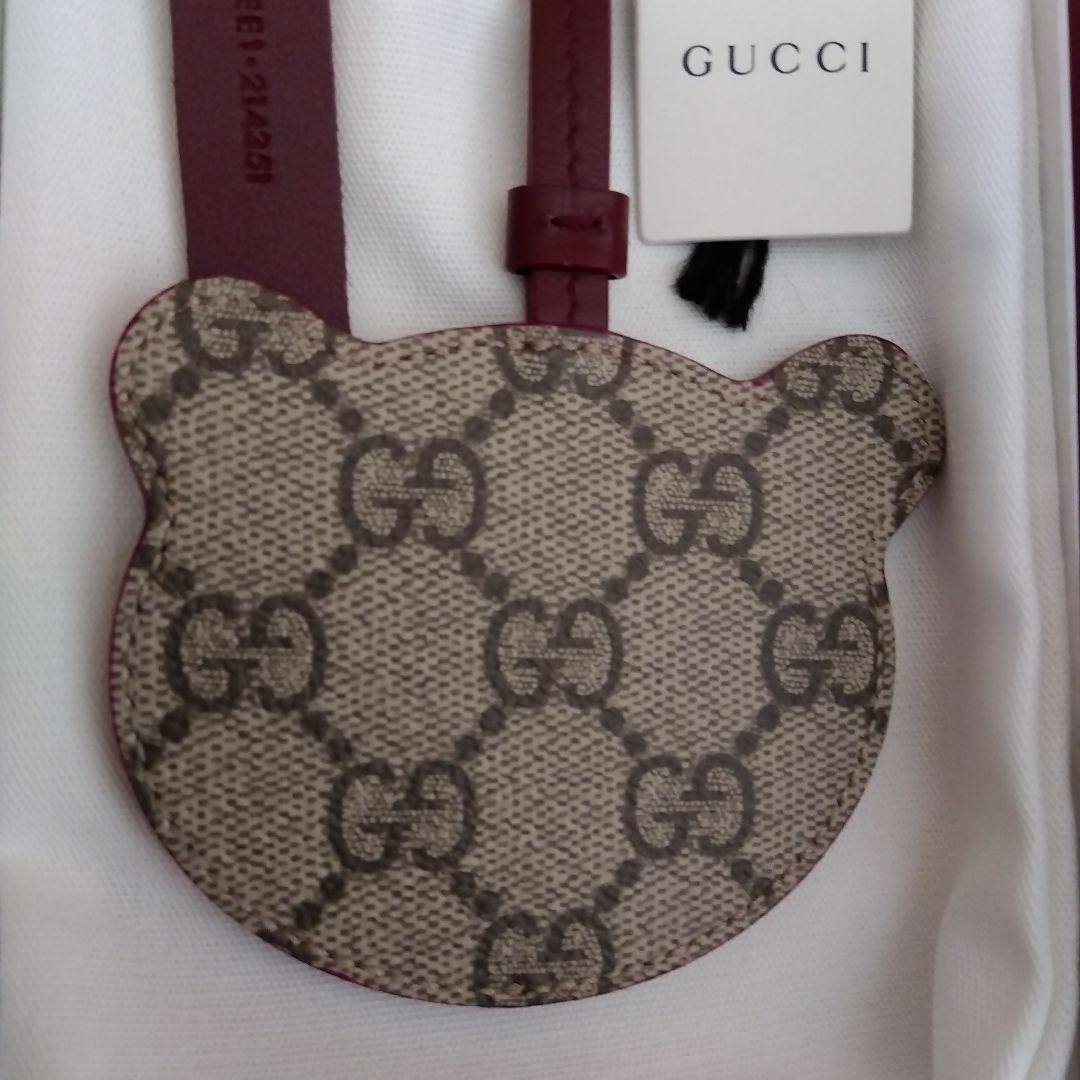 【美品】GUCCI 　グッチ　パンダ　 シェイプ　バックチャーム　キーホルダー