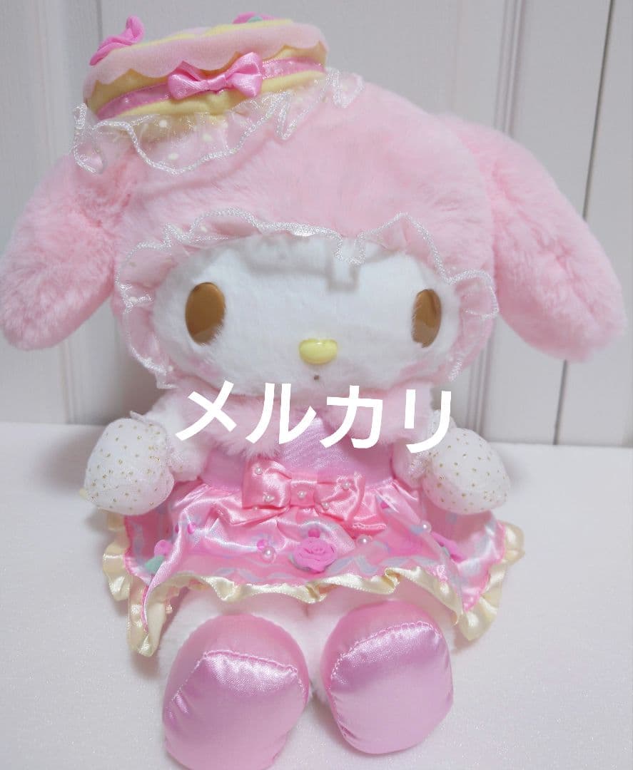 マイメロディ　マイメロ　バースデードール　ケーキ　ぬいぐるみ