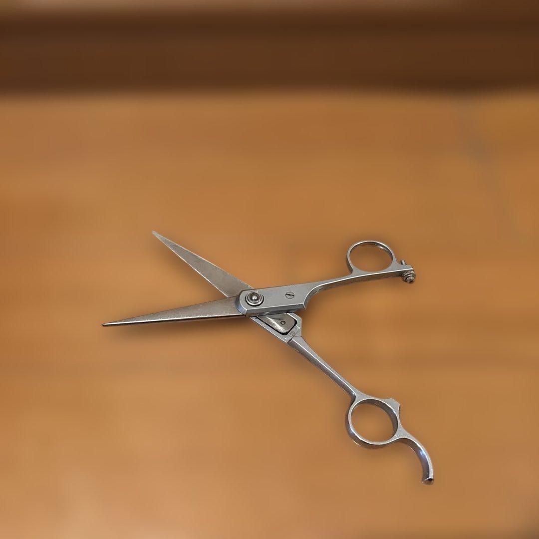 ステンレス製散髪用シザー