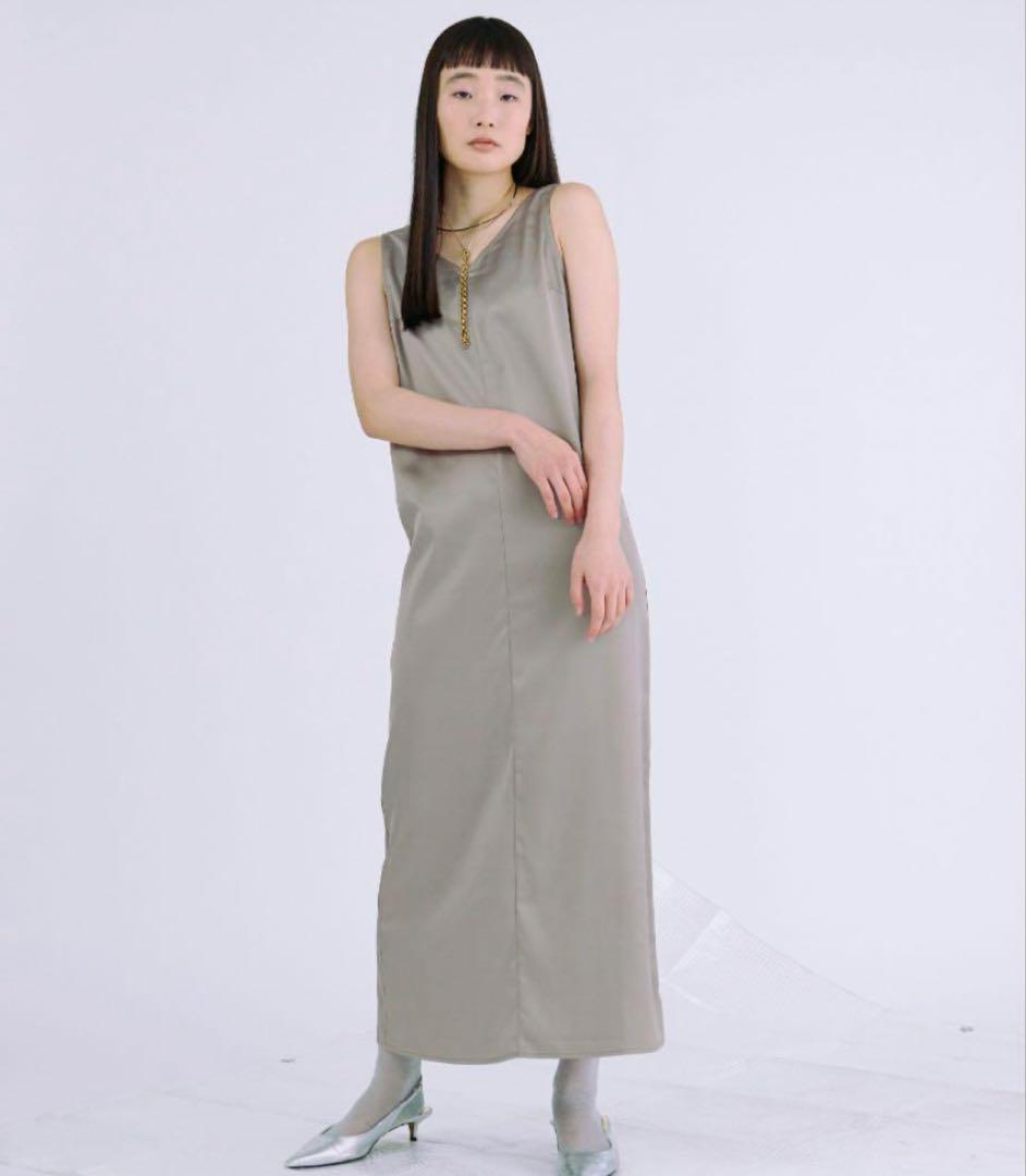 オケージョンドレス Ezick